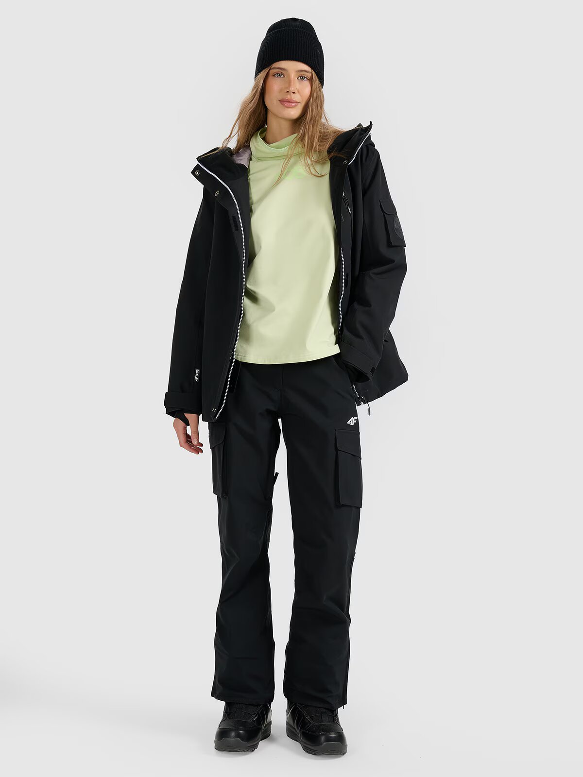 4F Pantaloni de snowboard membrana 15000 pentru femei - negri L