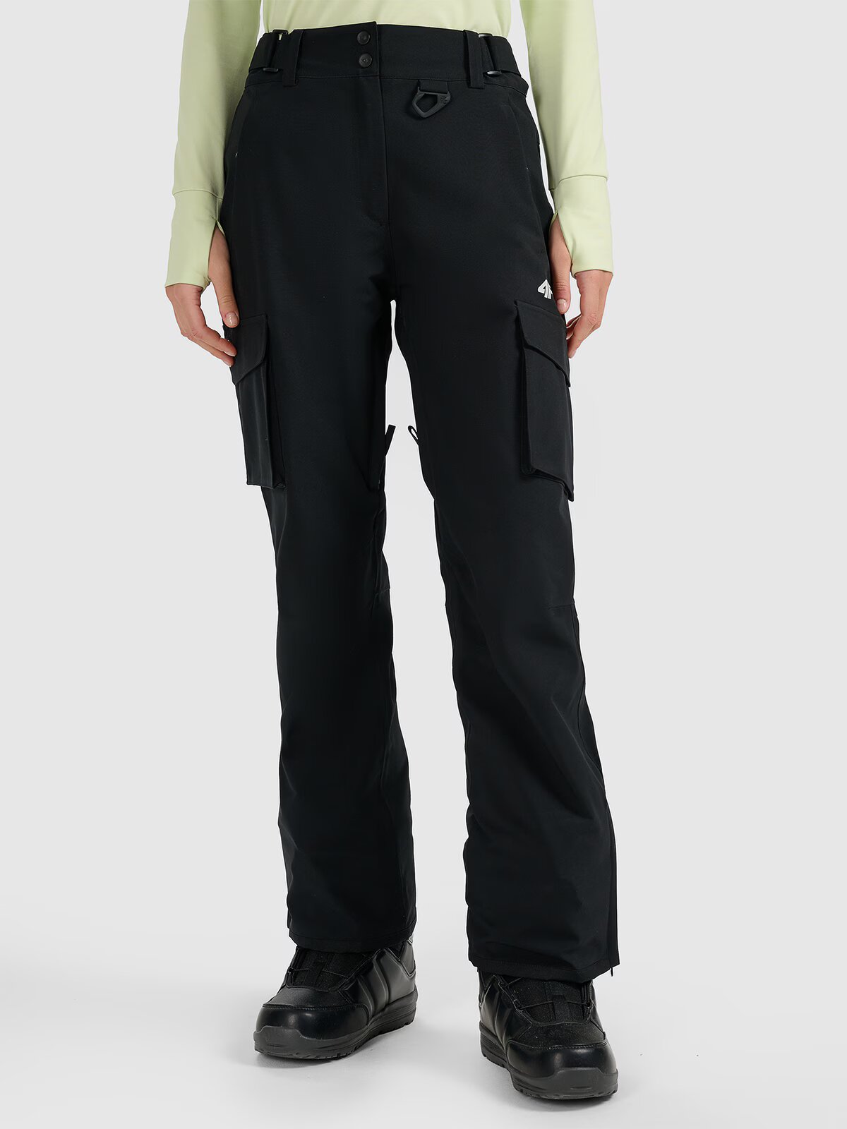 4F Pantaloni de snowboard membrana 15000 pentru femei - negri L