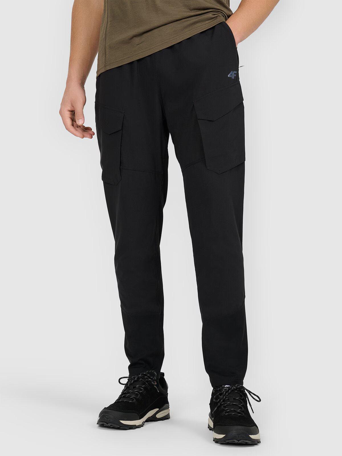 4F Pantaloni de trekking cu uscare rapidă pentru bărbați - negri XXL