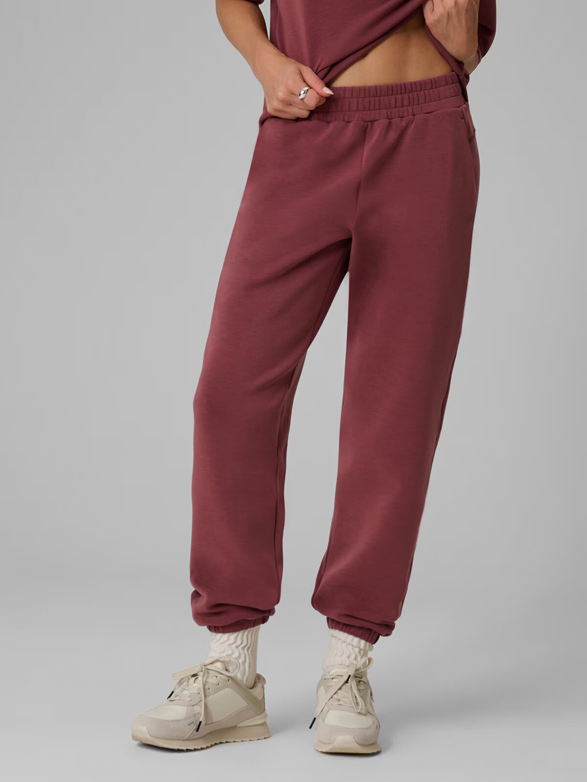 4F Pantaloni de trening jogger cu modal pentru femei - burgundy XL