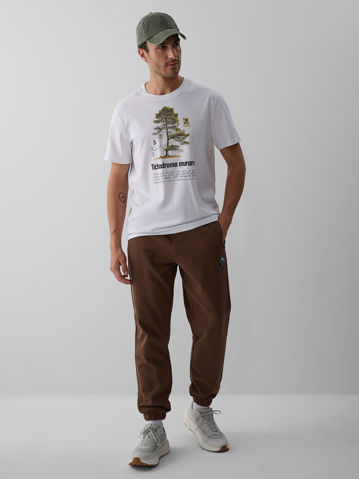 4F Pantaloni de trening jogger pentru bărbați - maro M