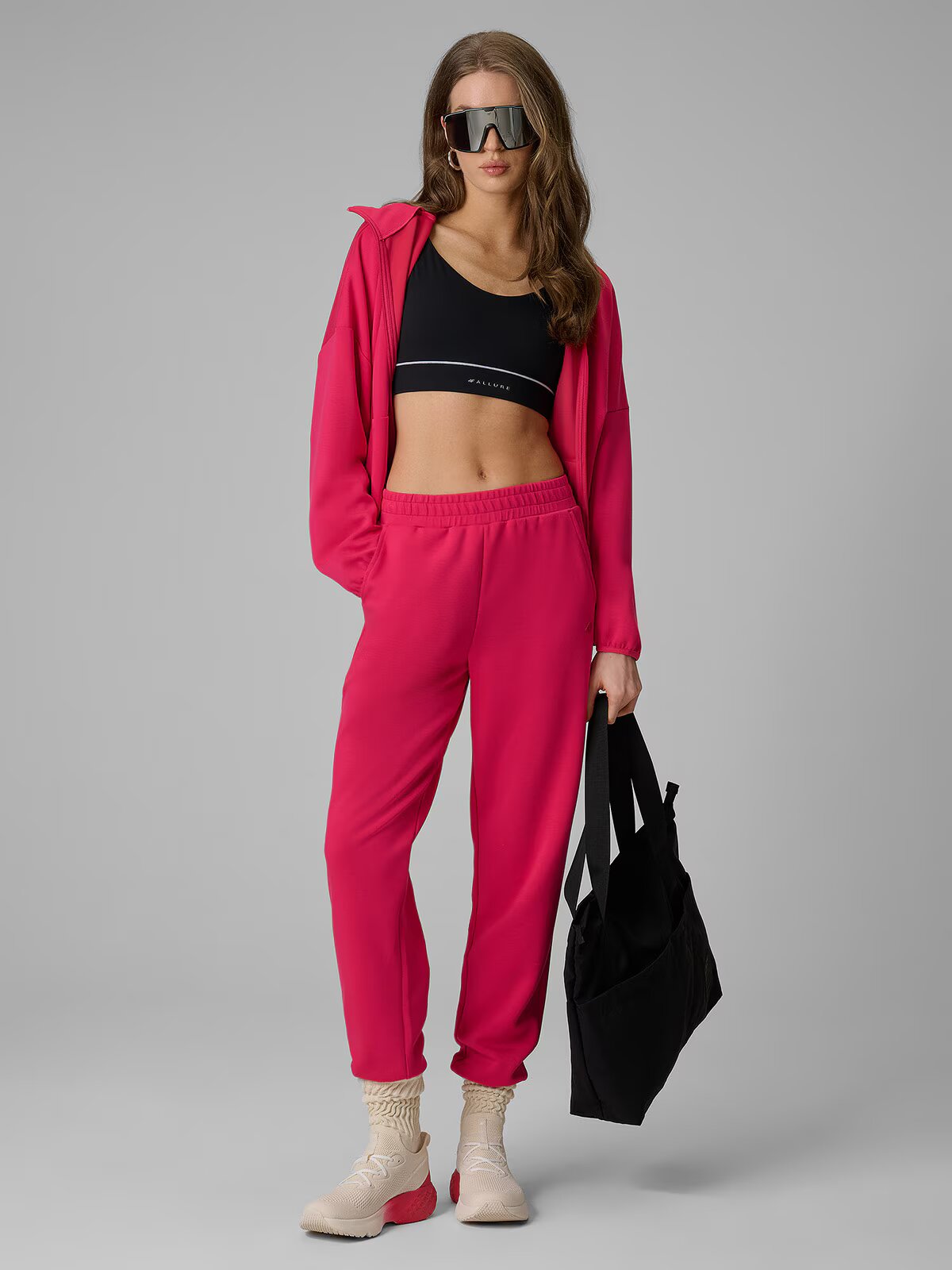 4F Pantaloni de trening jogger pentru femei - S