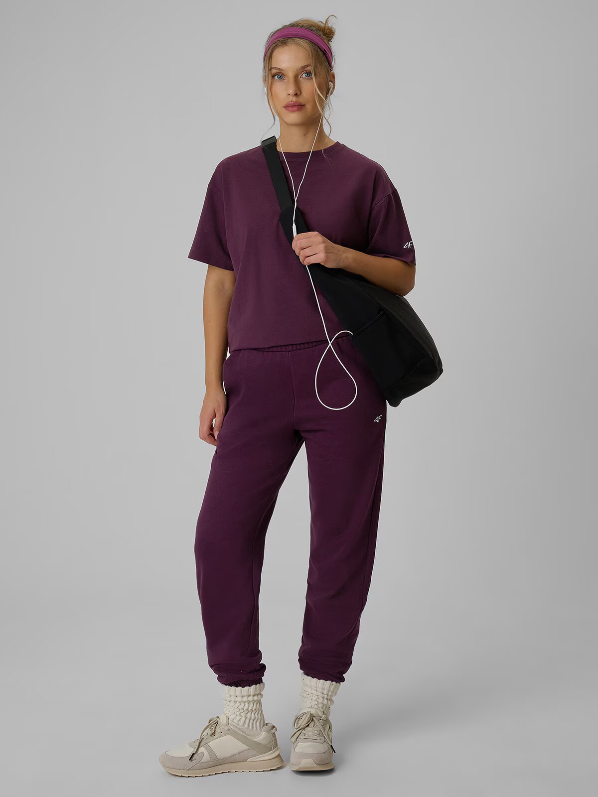 4F Pantaloni de trening jogger pentru femei - S