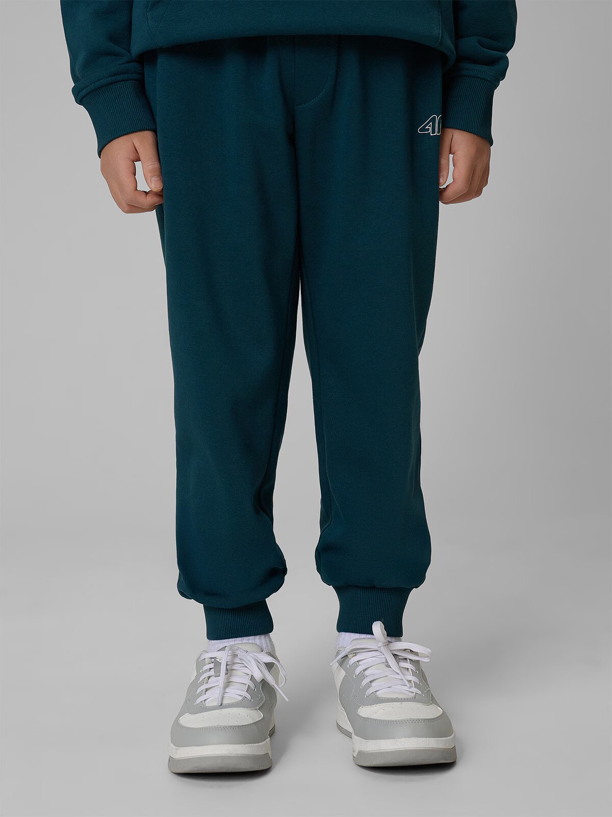 4F Pantaloni de trening pentru băieți - 152