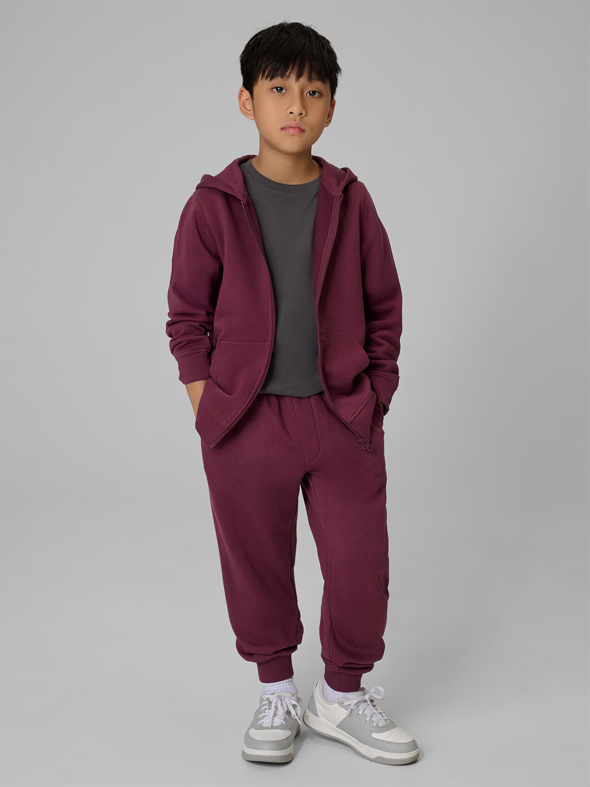 4F Pantaloni de trening pentru băieți - burgundy 158
