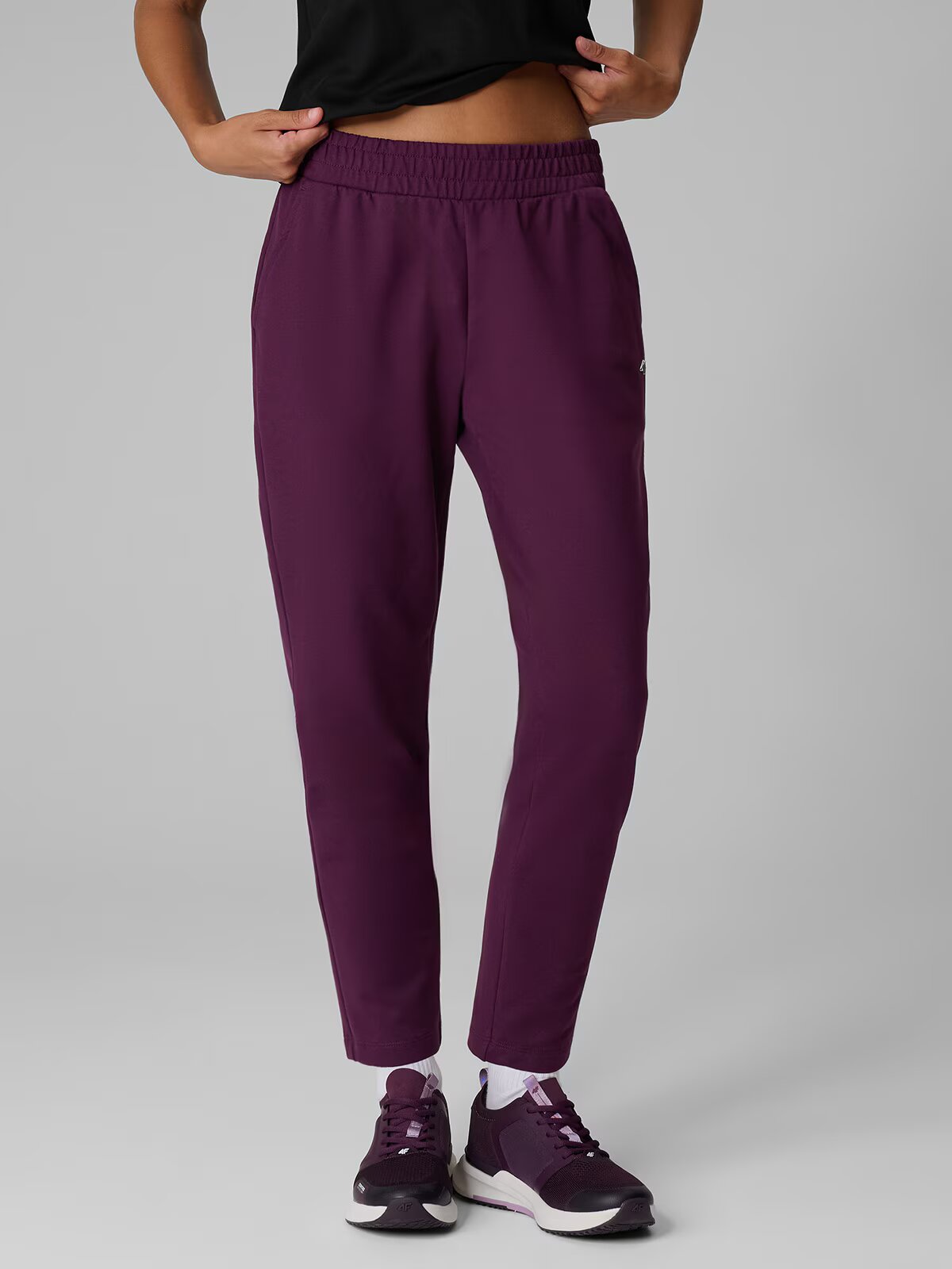 4F Pantaloni de trening pentru femei - L