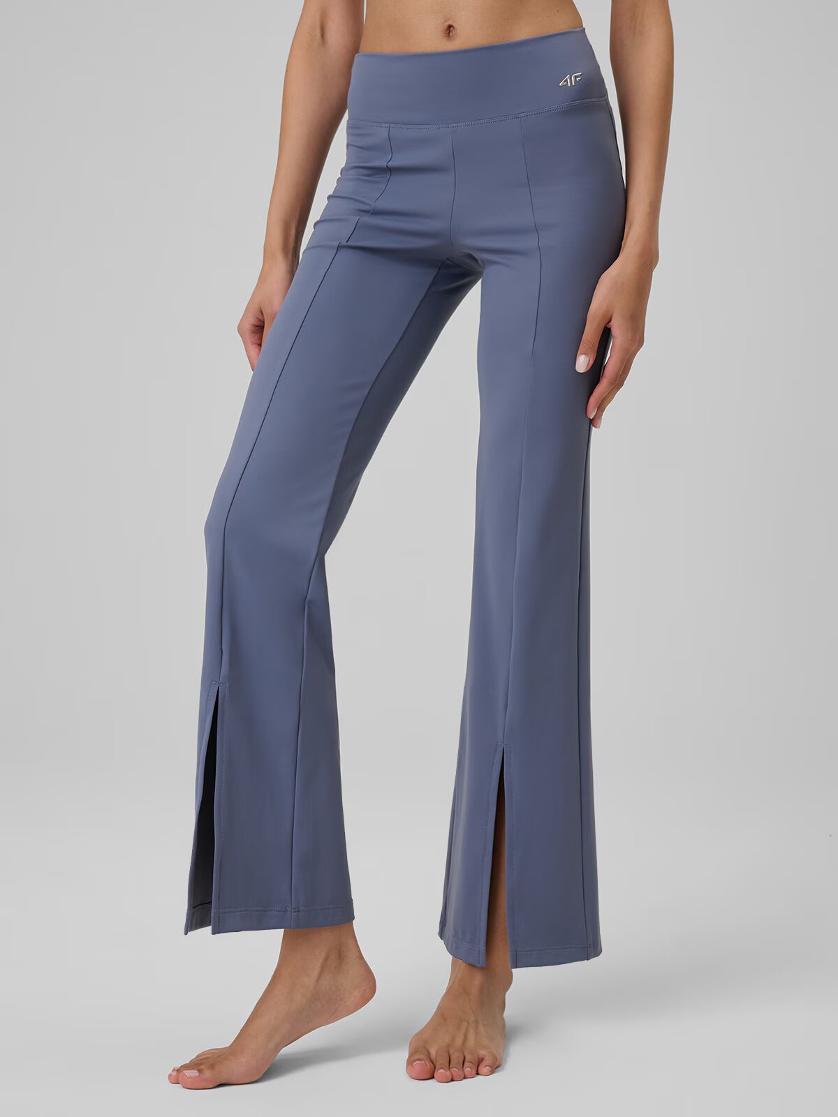 4F Pantaloni de yoga cu craci evazați pentru femei - albaștri L