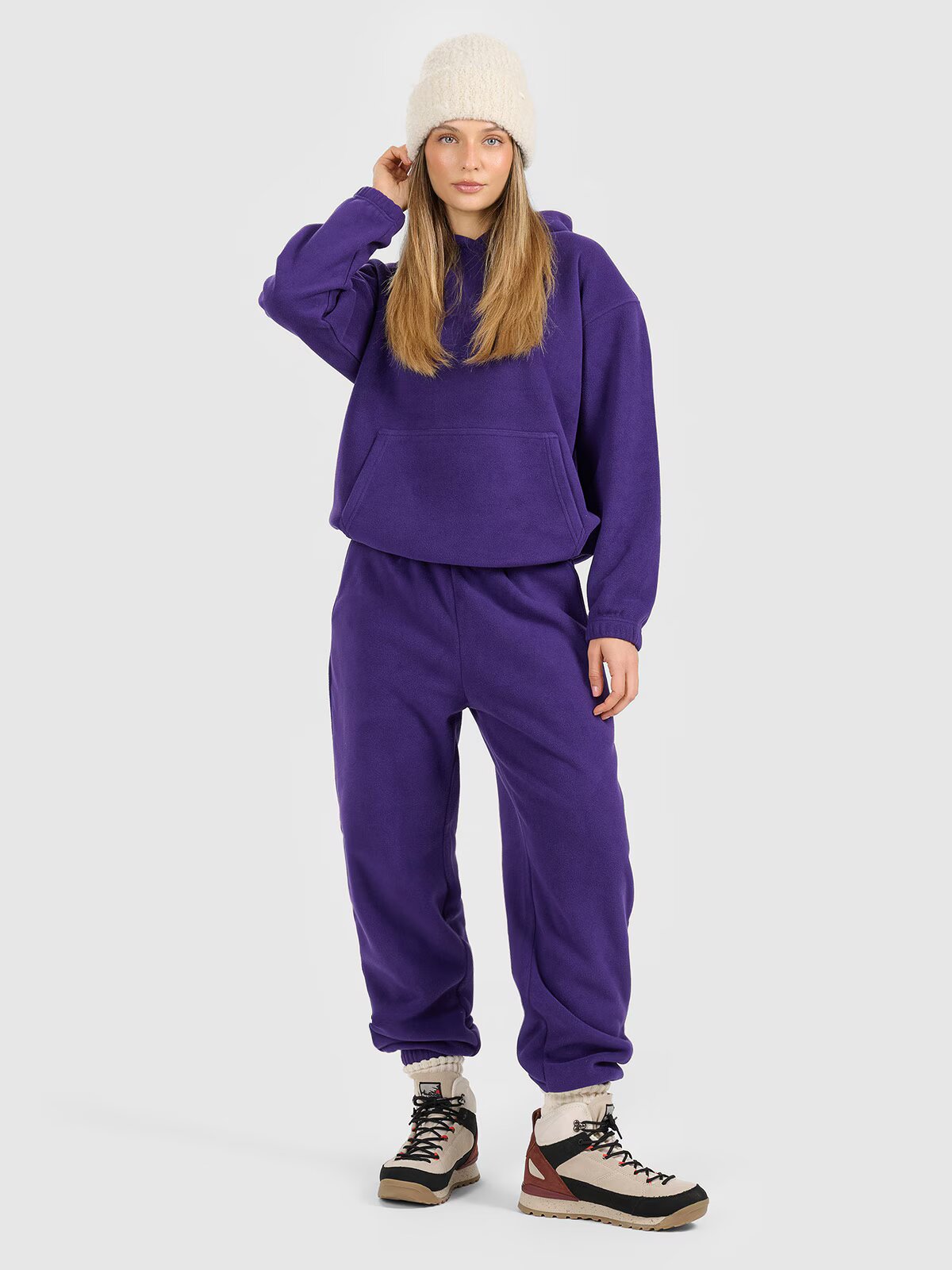 4F Pantaloni din polar de trening pentru femei - XS