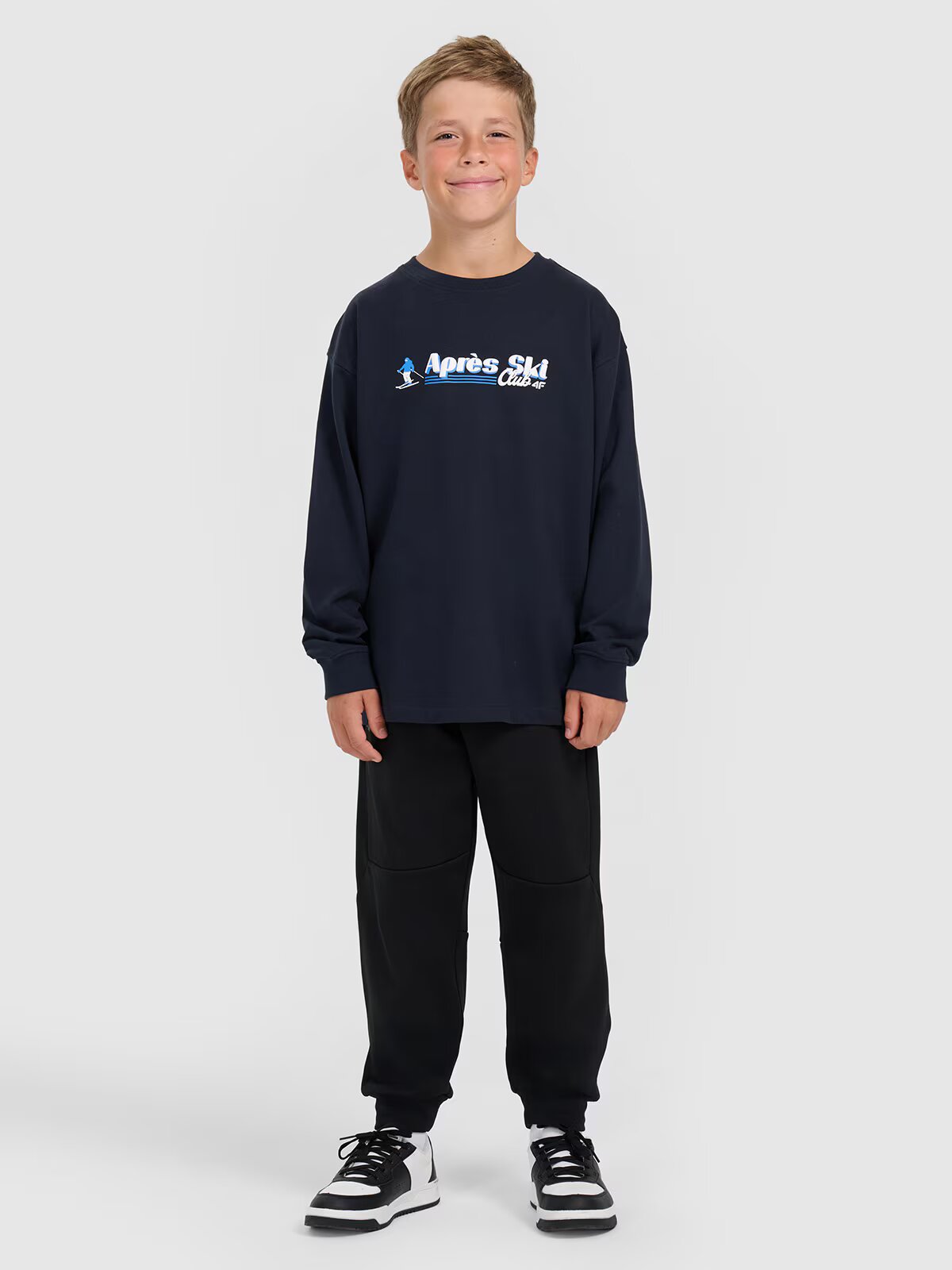4F Pantaloni jogger de trening pentru băieți - negri 128