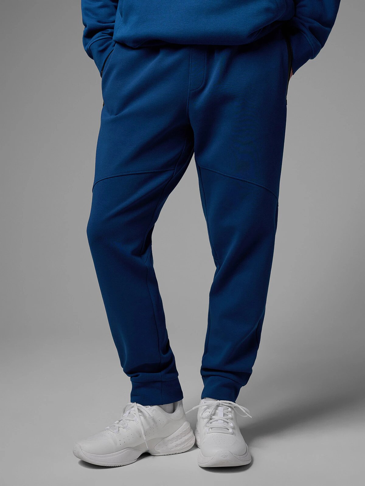 4F Pantaloni jogger de trening pentru bărbați x Robert Lewandowski - XL