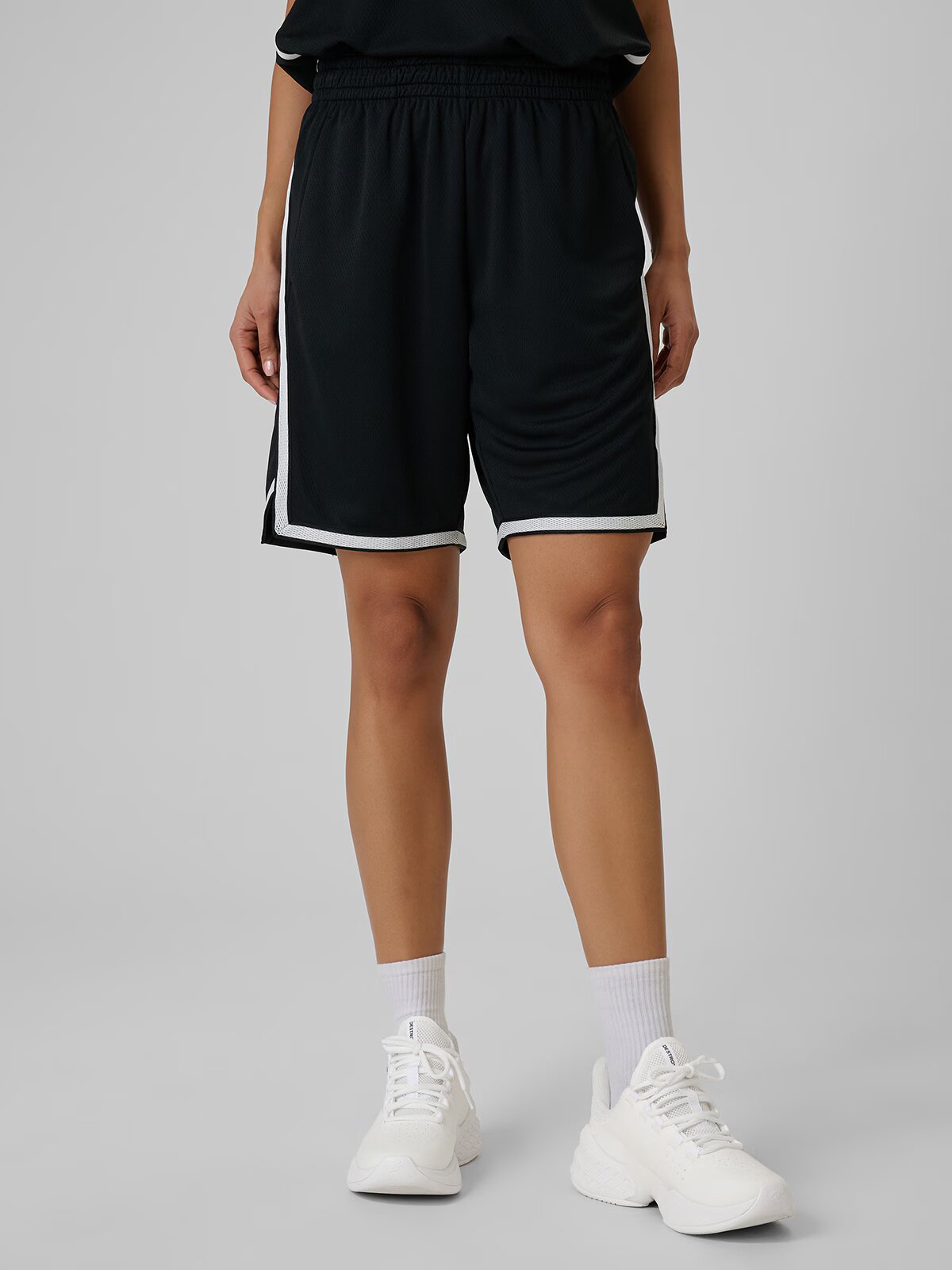 4F Pantaloni scurți de baschet cu uscare rapidă unisex - negri XL