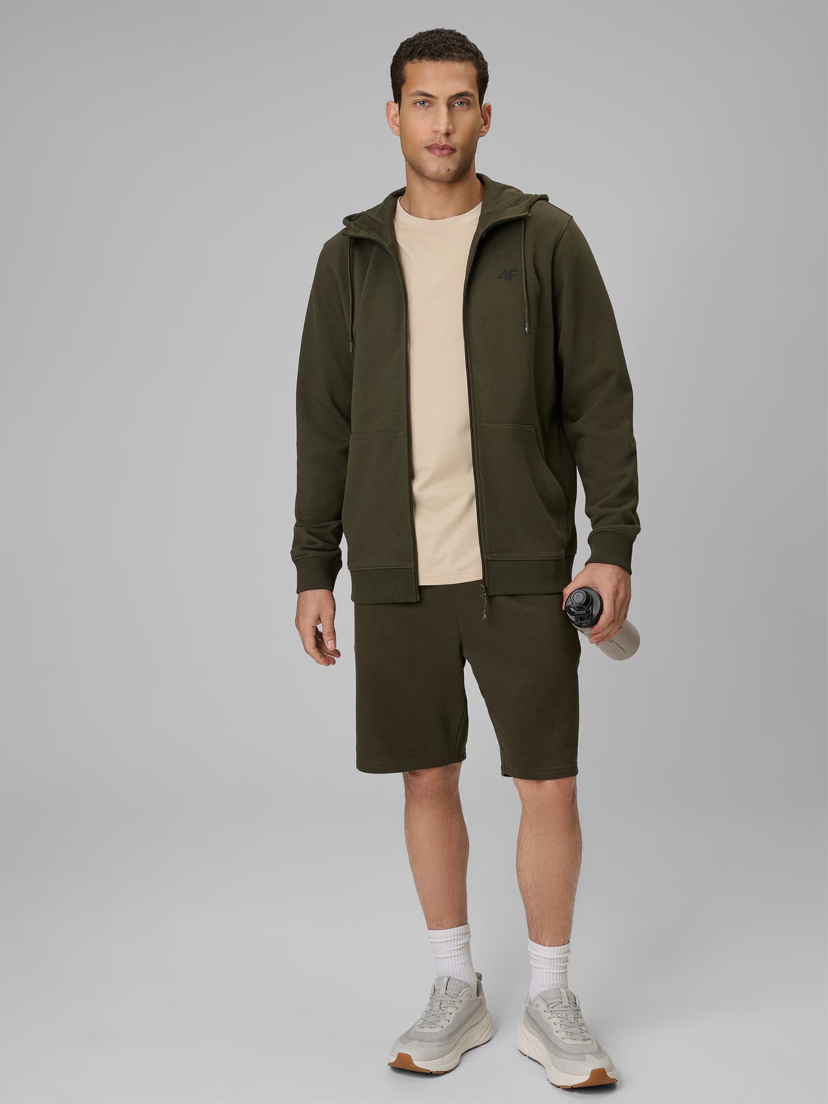 4F Pantaloni scurți de trening bărbătești - khaki S