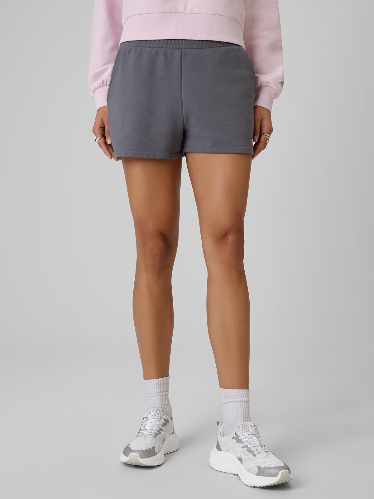 4F Pantaloni scurți de trening damă - L