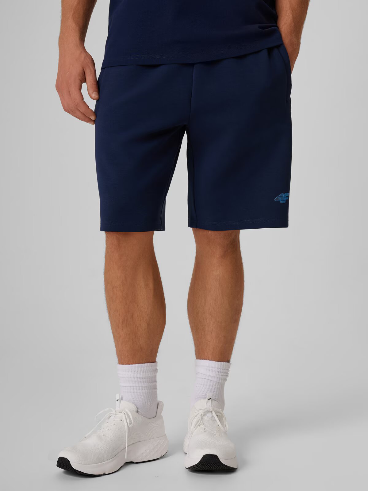 4F Pantaloni scurți de trening pentru bărbați - XL