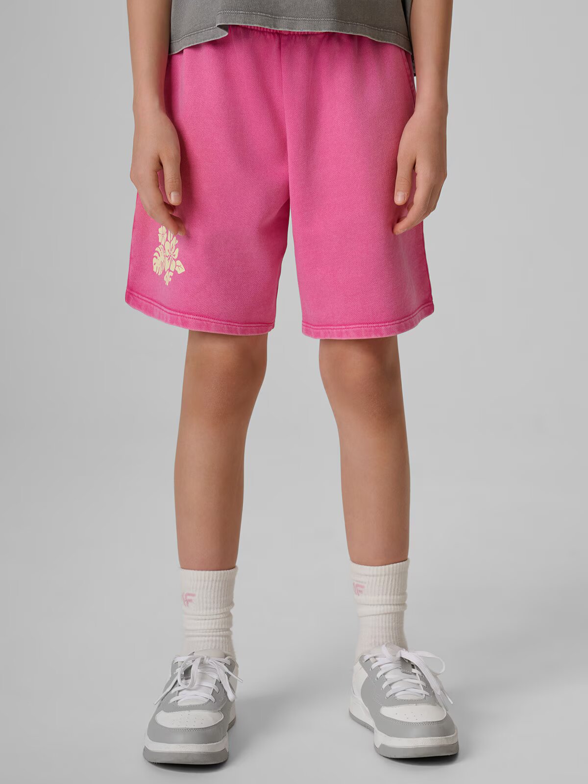 4F Pantaloni scurți de trening pentru fete - 146