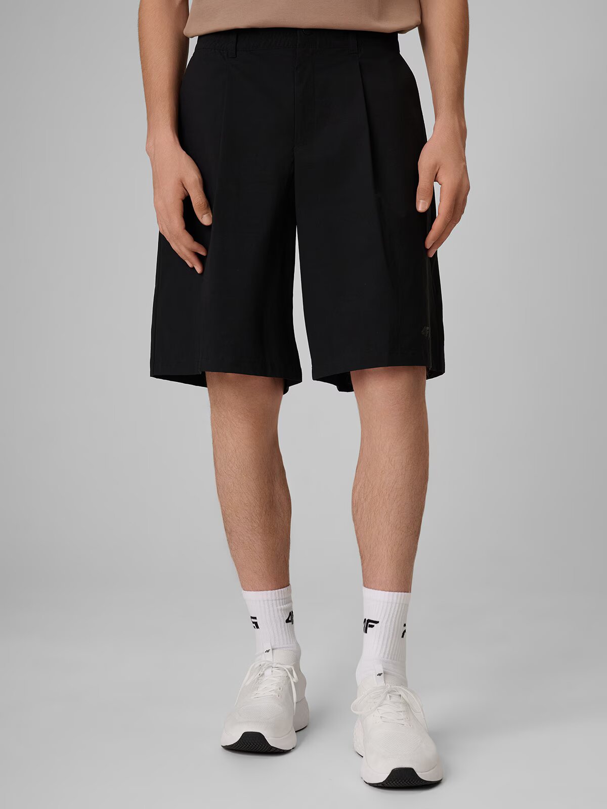 4F Pantaloni scurți din material textil pentru bărbați | Robert Lewandowski - negri M