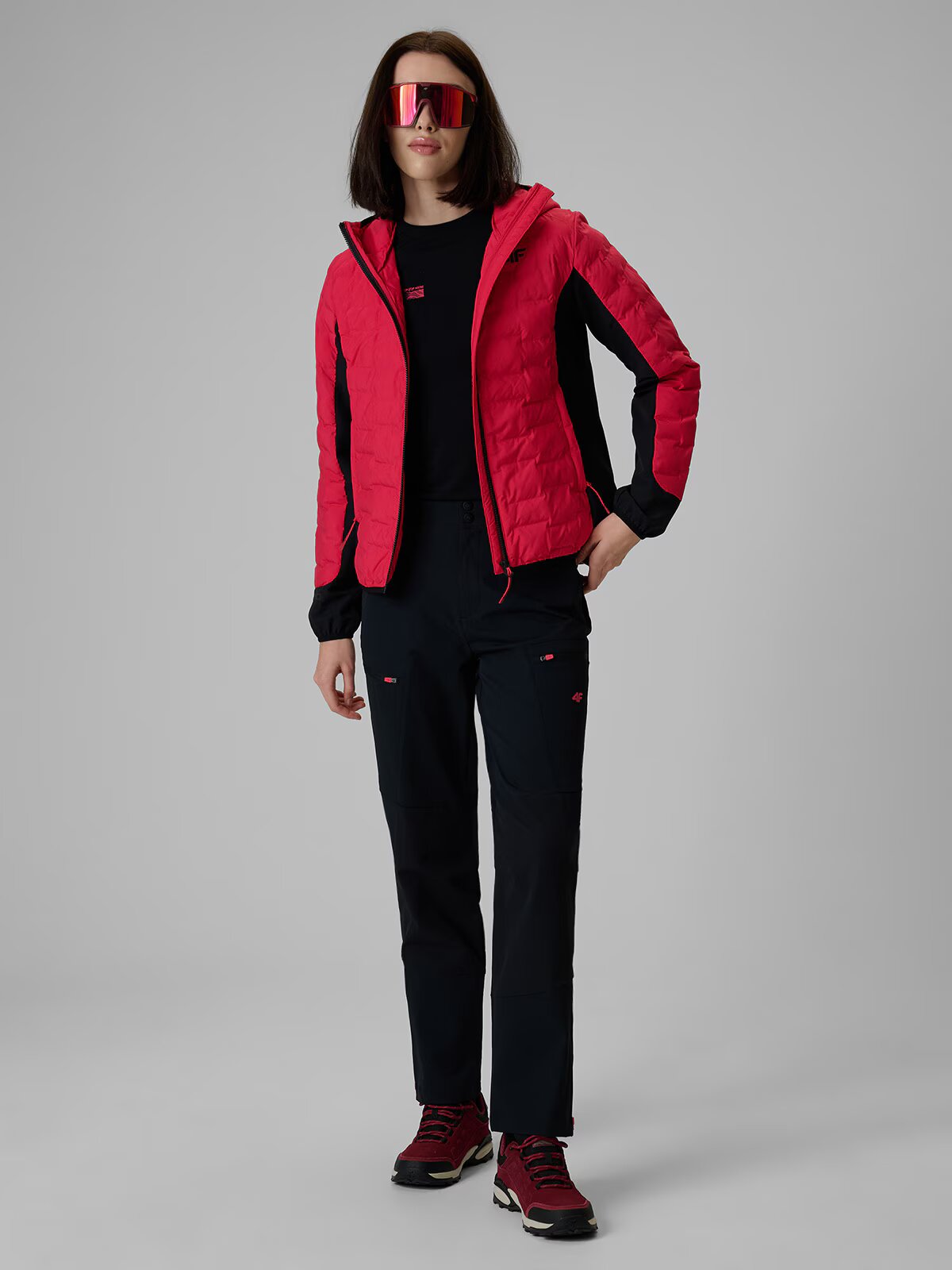 4F Pantaloni trekking cu uscare rapidă damă - negri XS