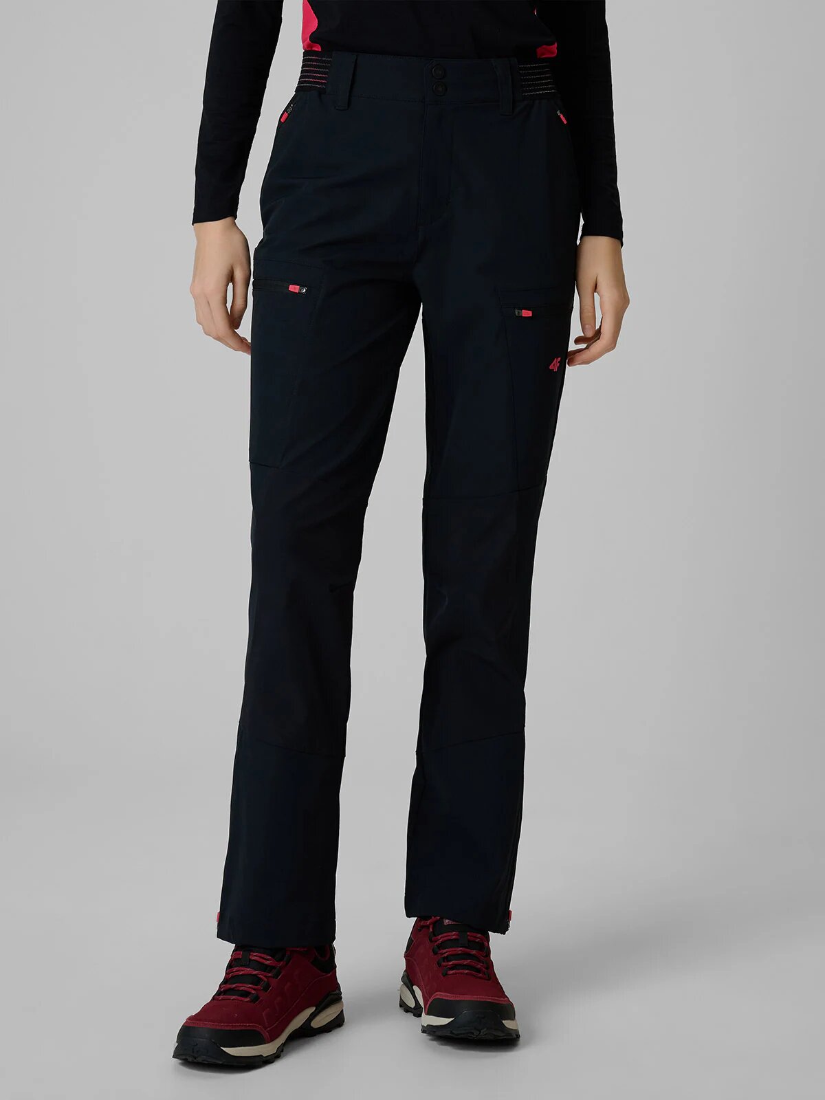 4F Pantaloni trekking cu uscare rapidă damă - negri XS