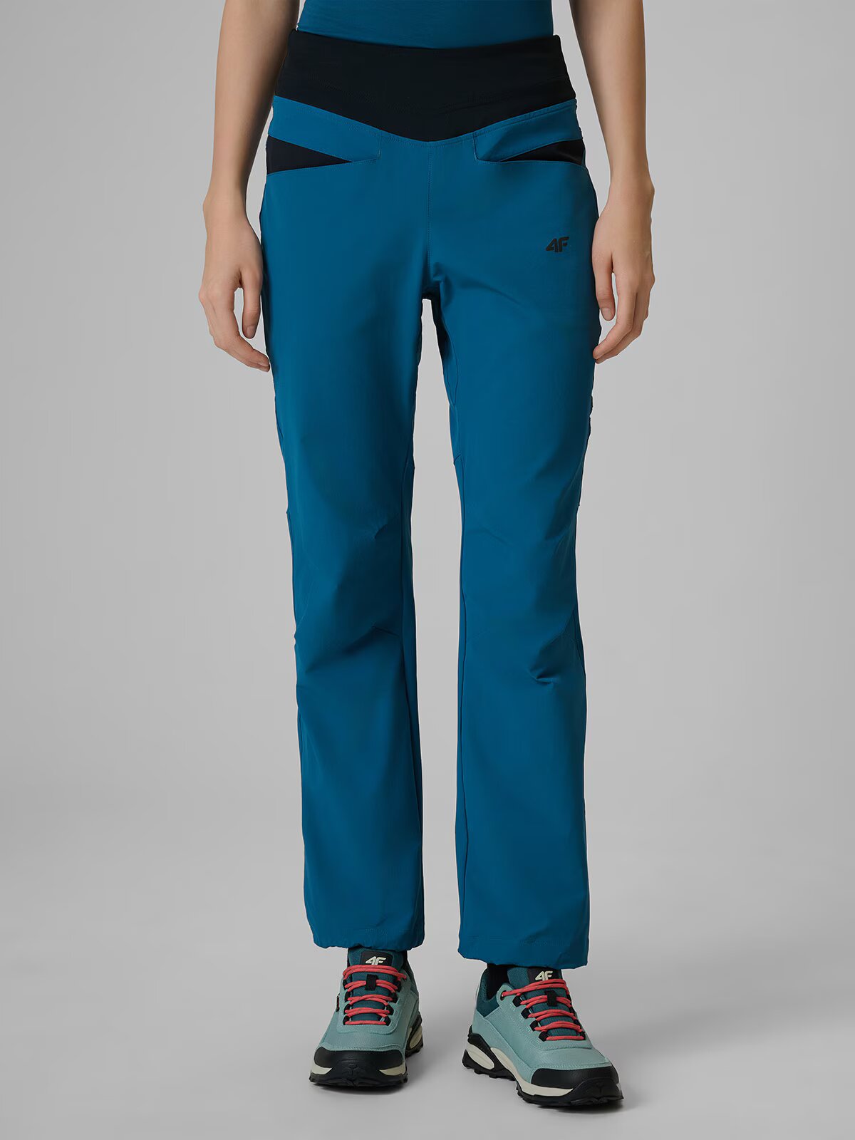 4F Pantaloni trekking cu uscare rapidă damă - S