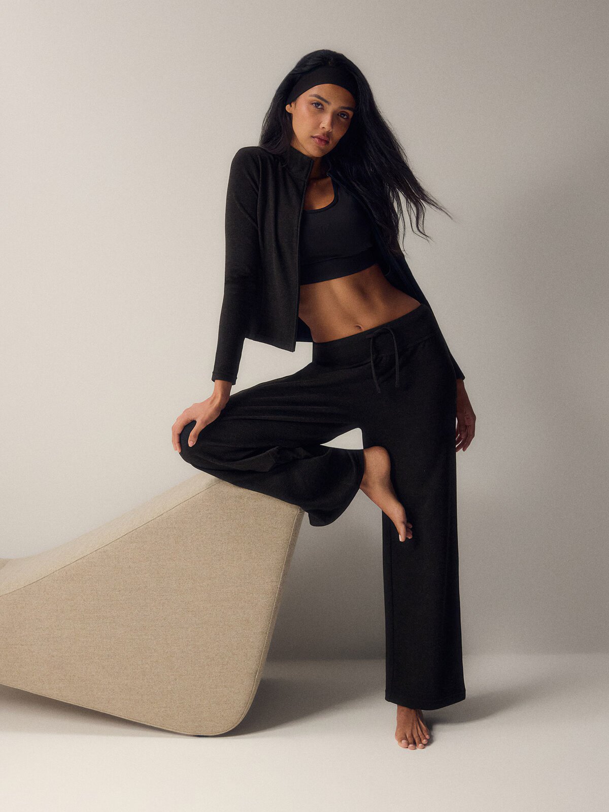 4F Pantaloni tricot cu crac larg pentru femei - M