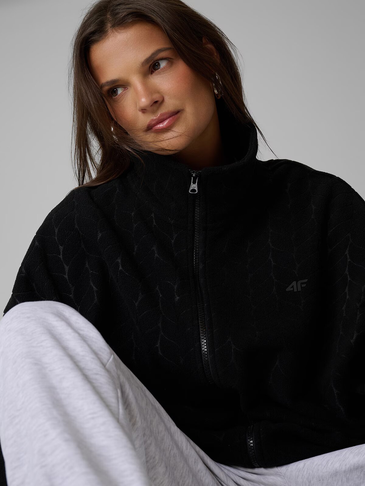 4F Polar cu guler loose pentru femei - XS