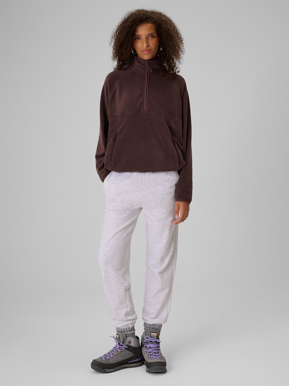 4F Polar loose cu guler pentru femei - maro S