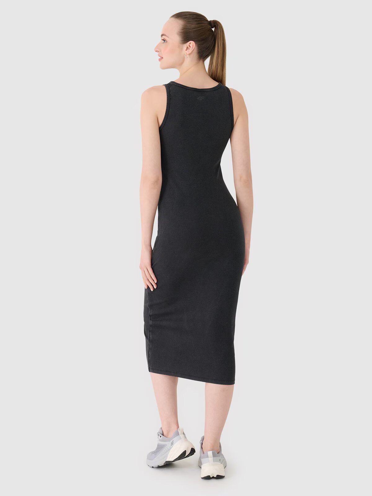 4F Rochie din tricot striat pentru femei - neagră XS