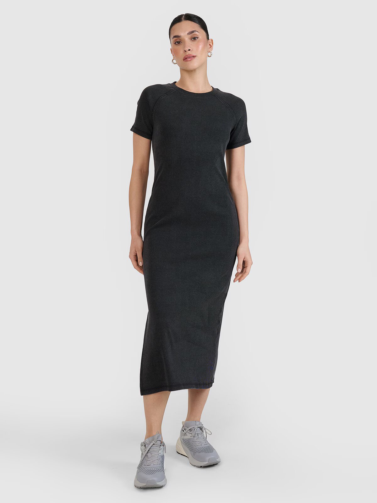 4F Rochie midi din tricot striat pentru femei - neagră XS