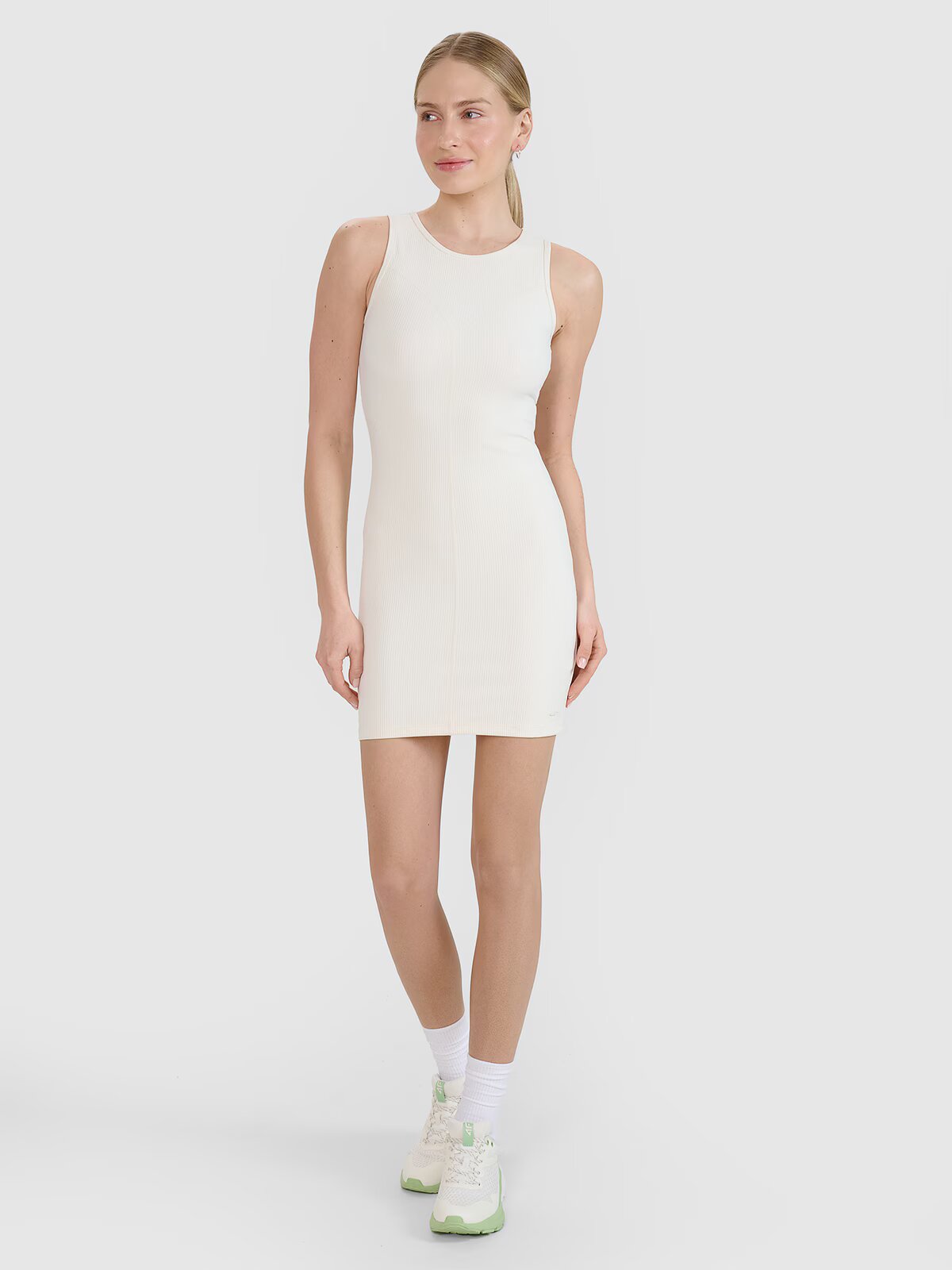 4F Rochie mini din tricot striat pentru femei - albă XL