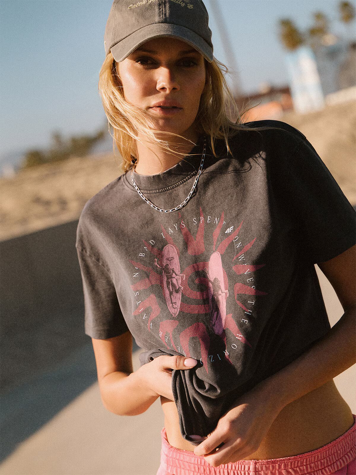 4F T-shirt loose cu imprimeu pentru femei - XS