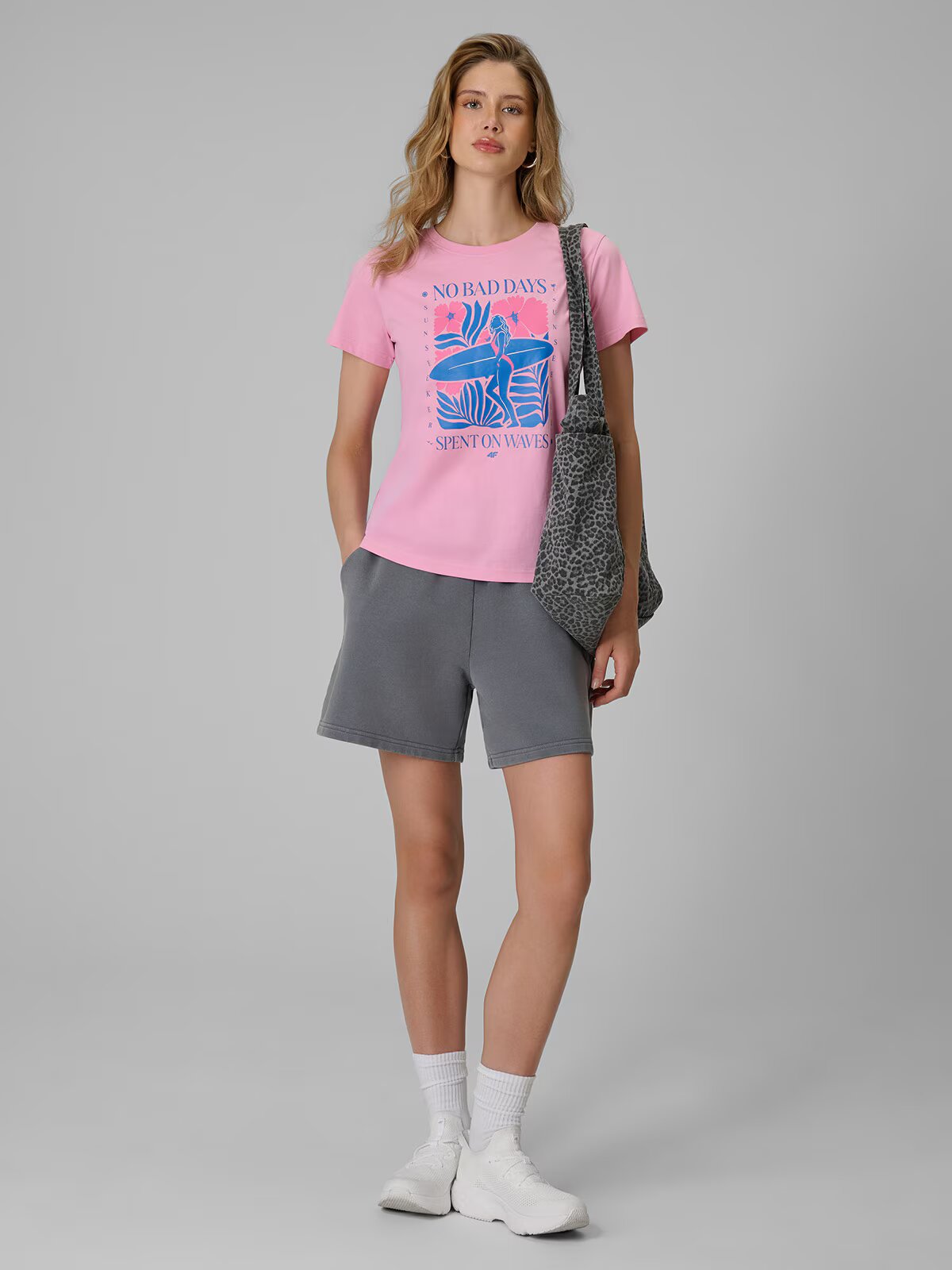 4F T-shirt regular cu imprimeu pentru femei - XS