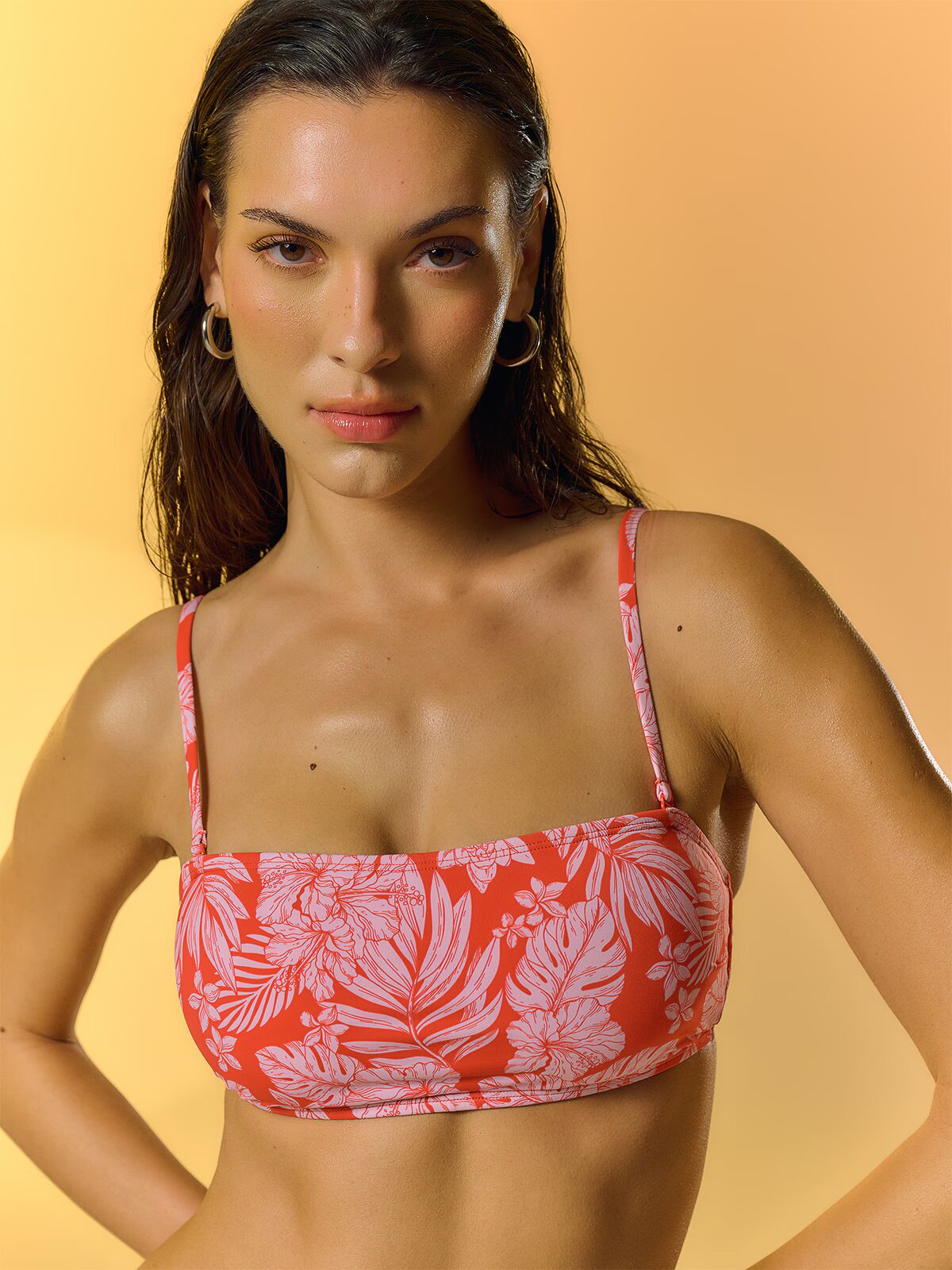4F Top de bikini pentru femei - roșu XS