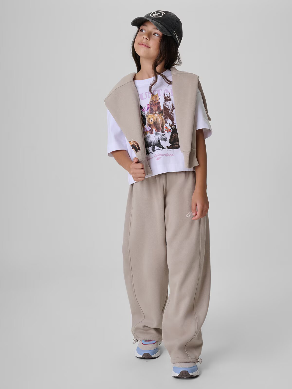 4F Tricou boxy cu imprimeu pentru fată - 122/128 (6-8 ani)