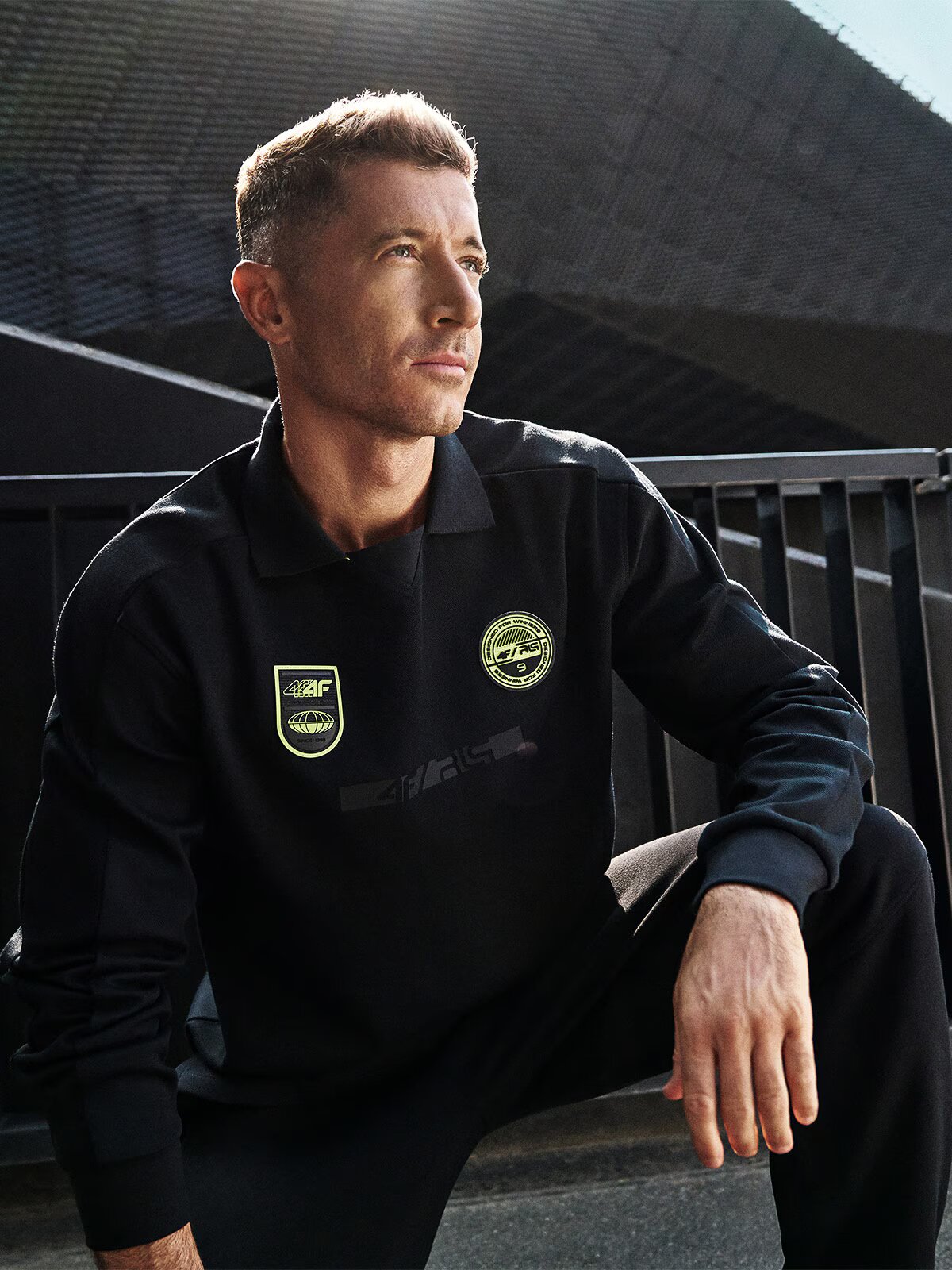 4F Tricou cu mânecă lungă polo pentru bărbați x Robert Lewandowski - L