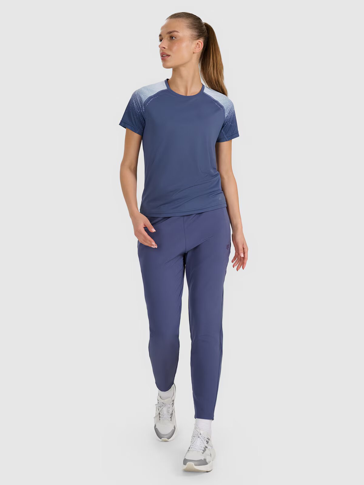 4F Tricou de alergare pe teren cu uscare rapidă pentru femei - XS