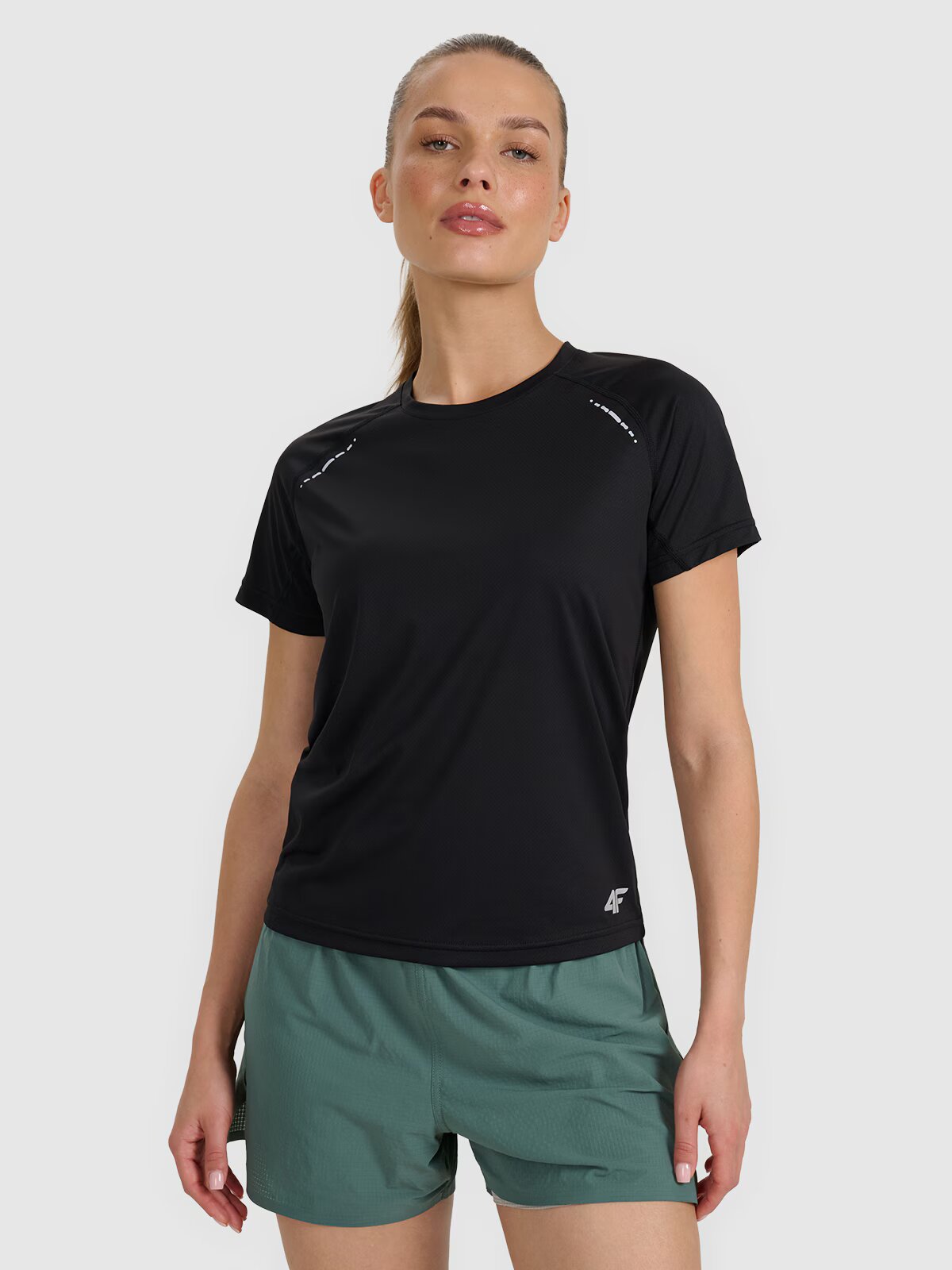 4F Tricou de alergare pe teren cu uscare rapidă pentru femei - XS