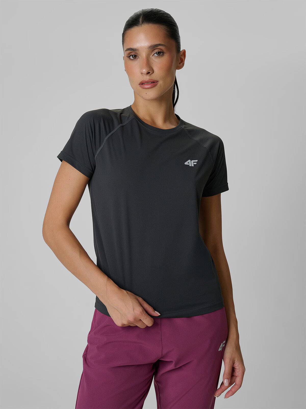 4F Tricou de alergare regular cu uscare rapidă pentru femei - L