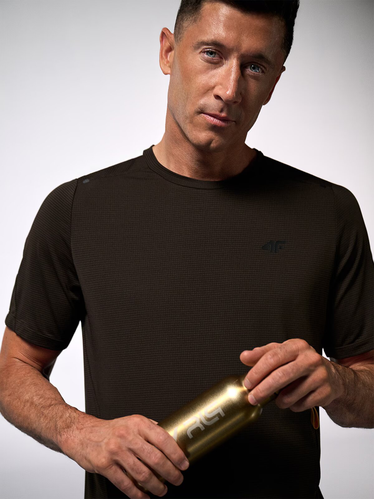 4F Tricou de antrenament cu uscare rapidă pentru bărbați | Robert Lewandowski - maro L