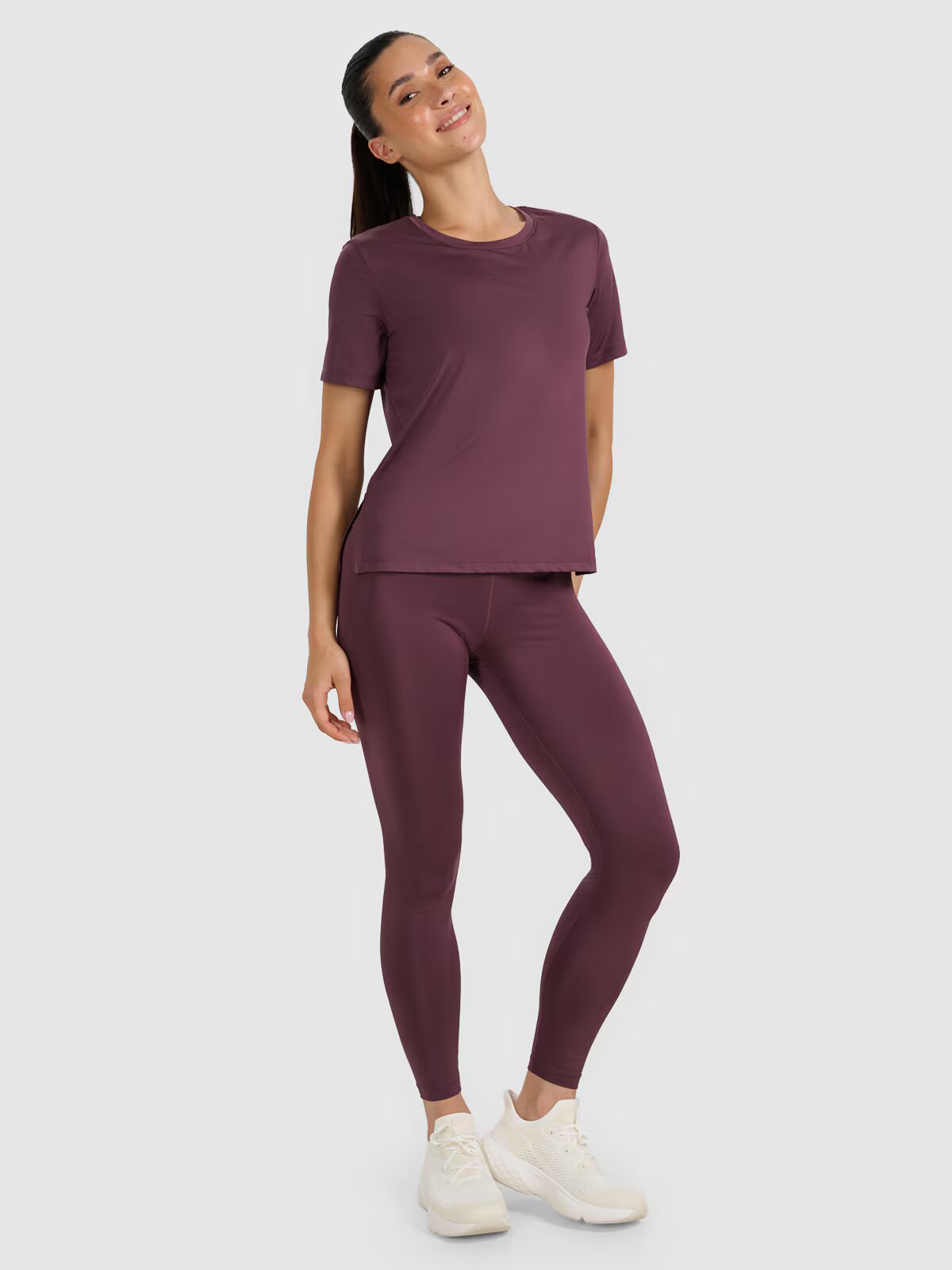 4F Tricou de antrenament regular cu uscare rapidă pentru femei - maro XS