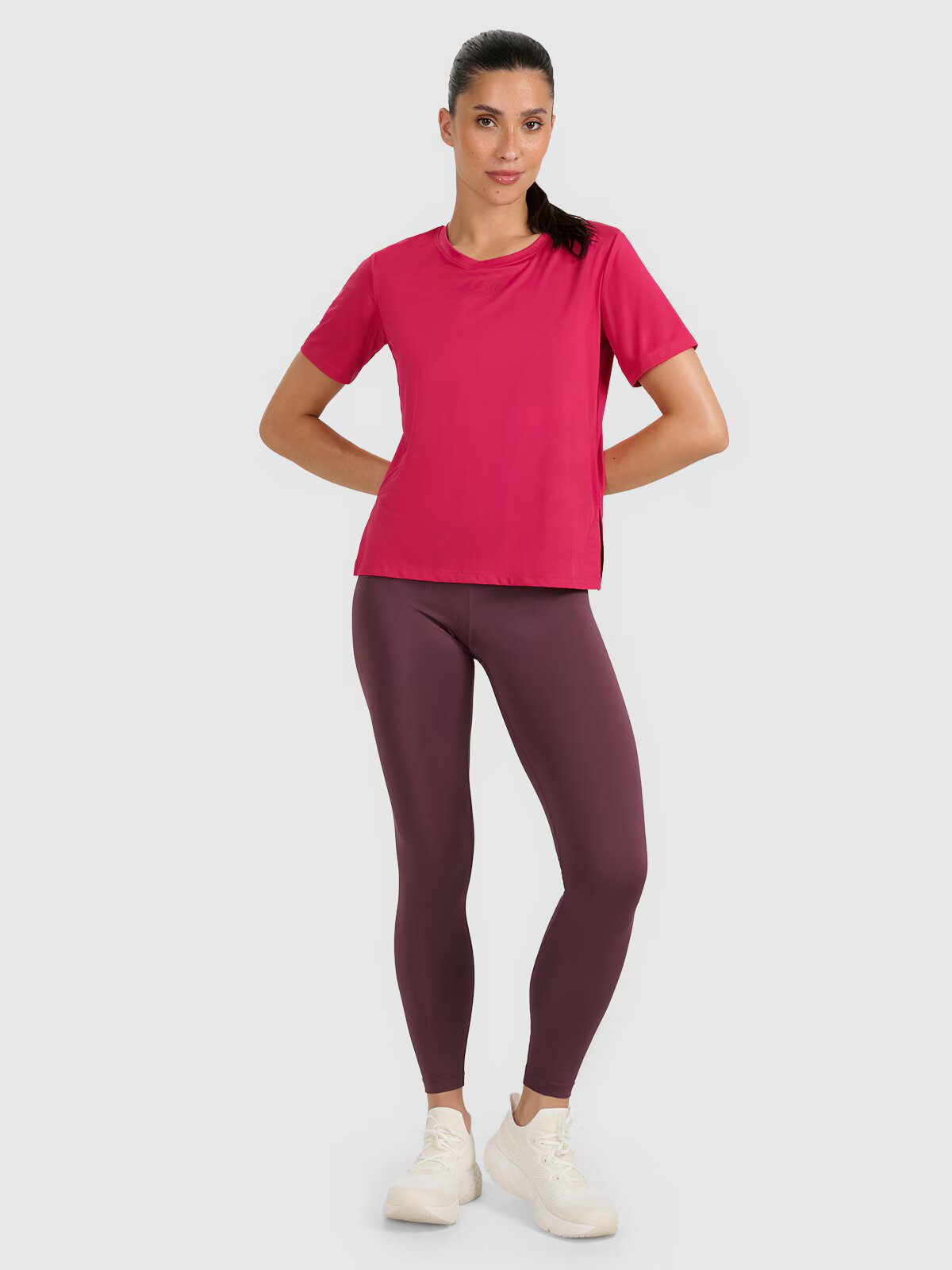 4F Tricou de antrenament regular cu uscare rapidă pentru femei - XS