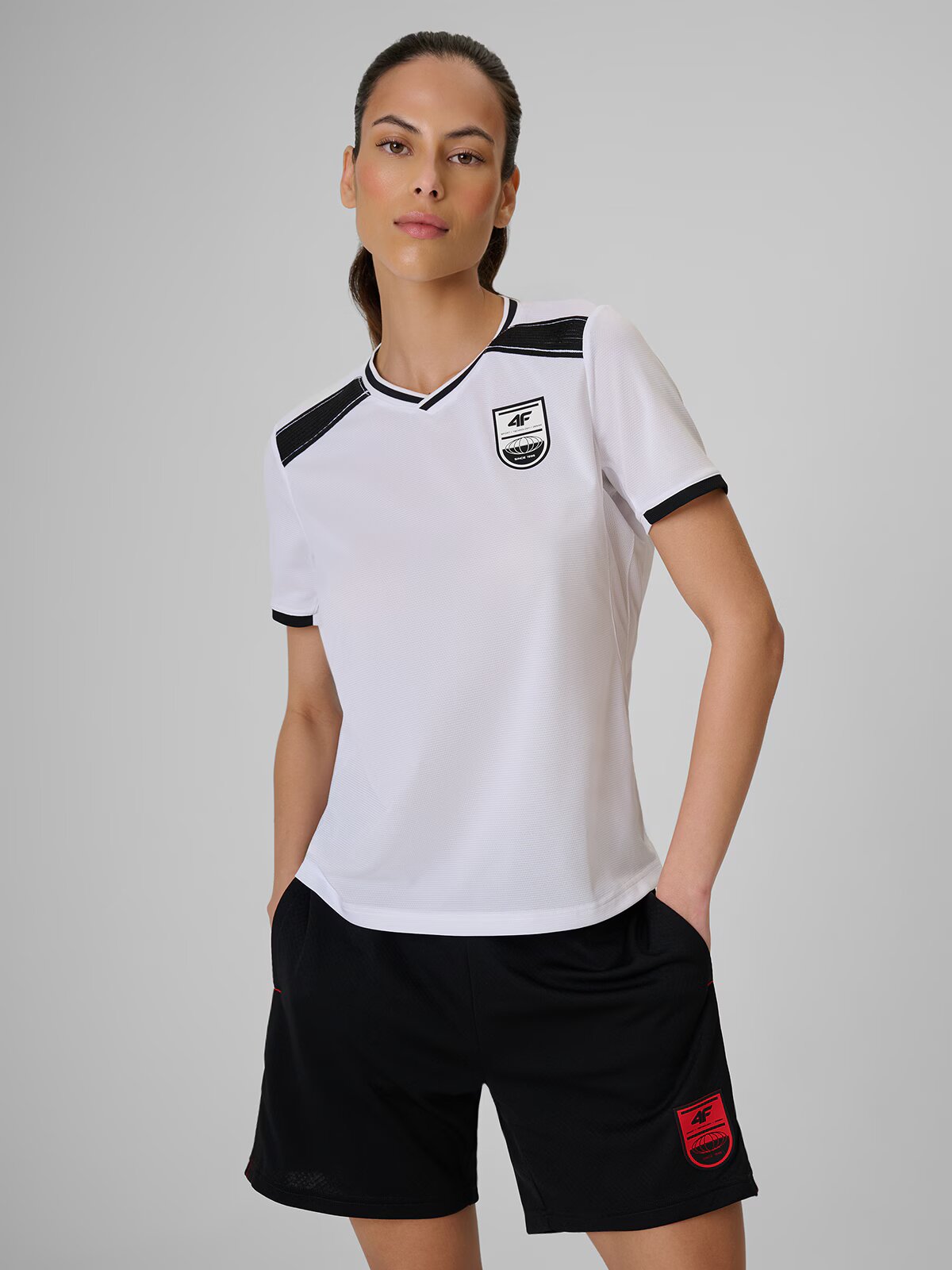 4F Tricou de fotbal regular cu uscare rapidă pentru femei - M