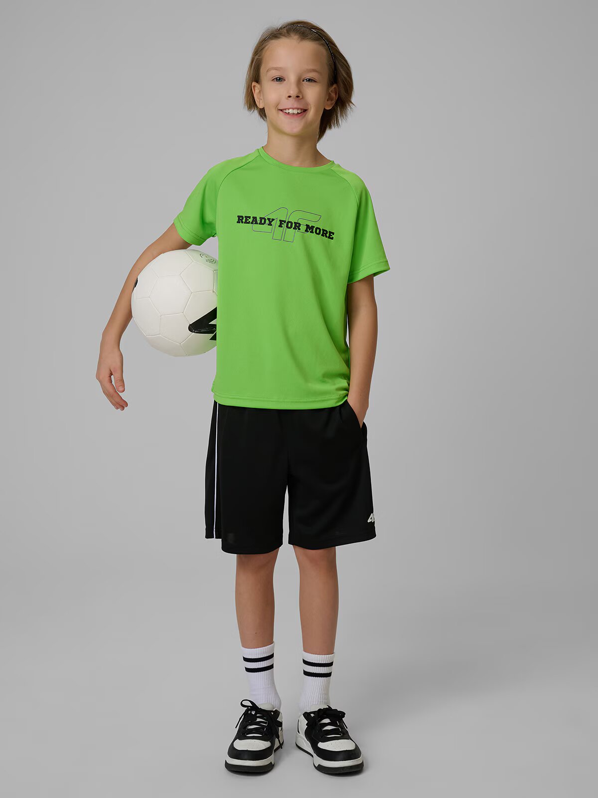 4F Tricou de sport cu uscare rapidă pentru băieți - 122/128 (6-8 ani)