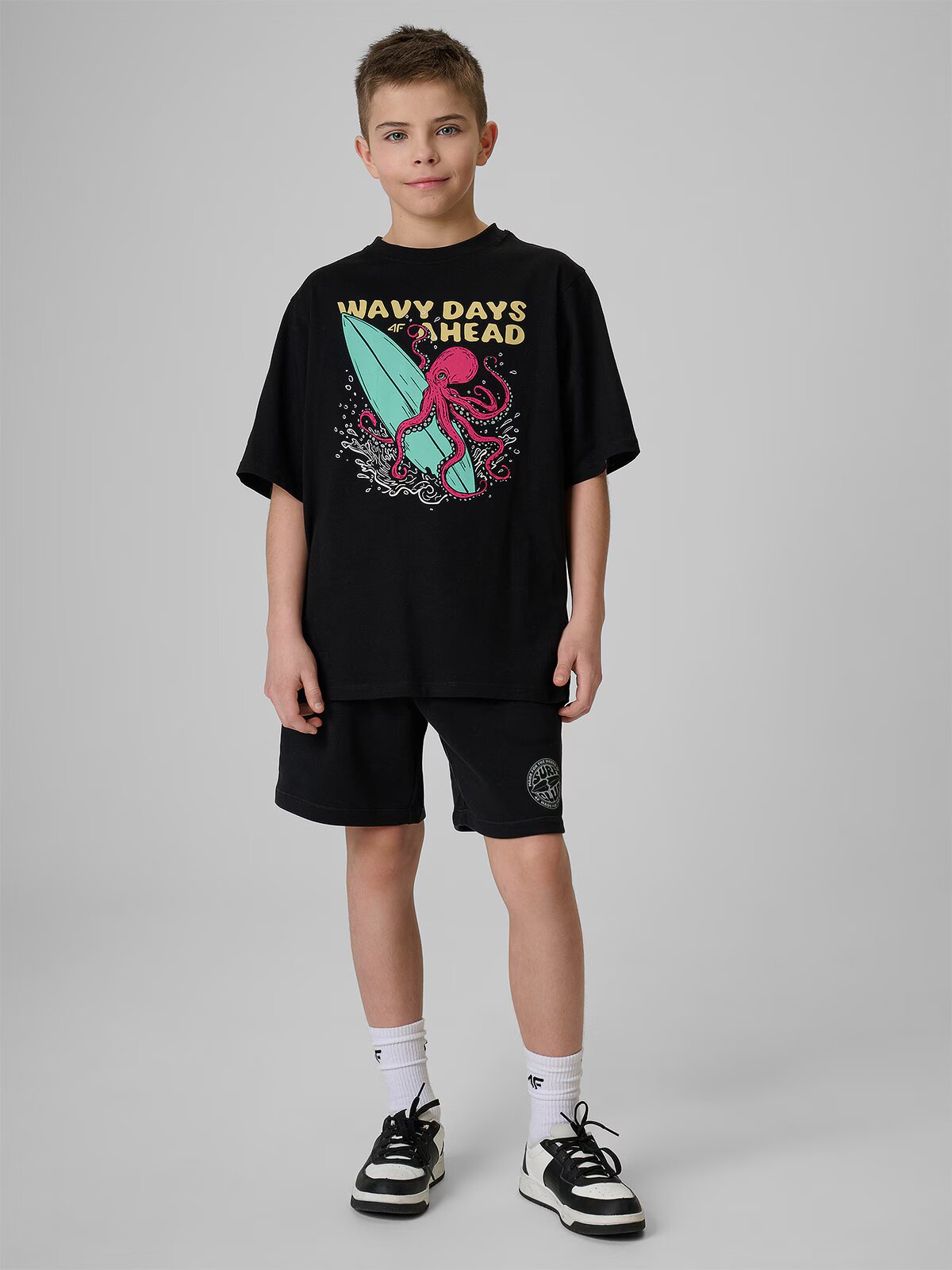 4F Tricou loose cu imprimeu pentru băieți - 122/128 (6-8 ani)