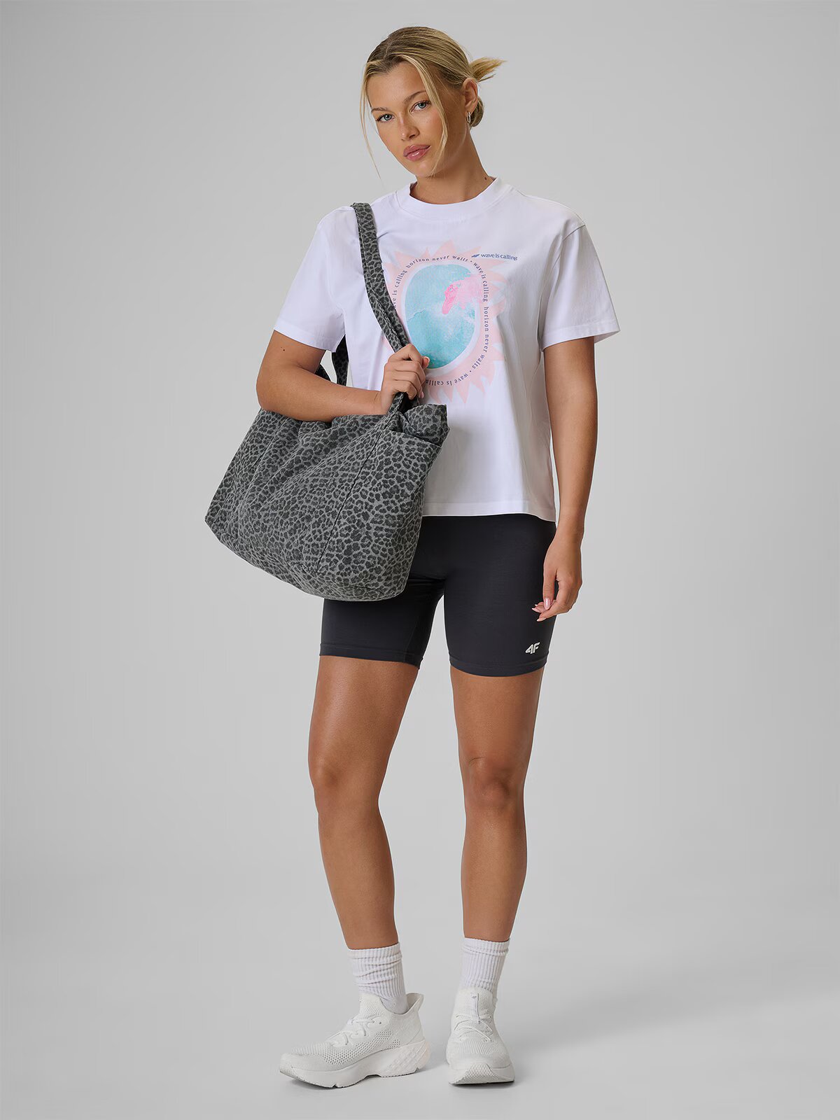 4F Tricou loose cu imprimeu pentru femei - S