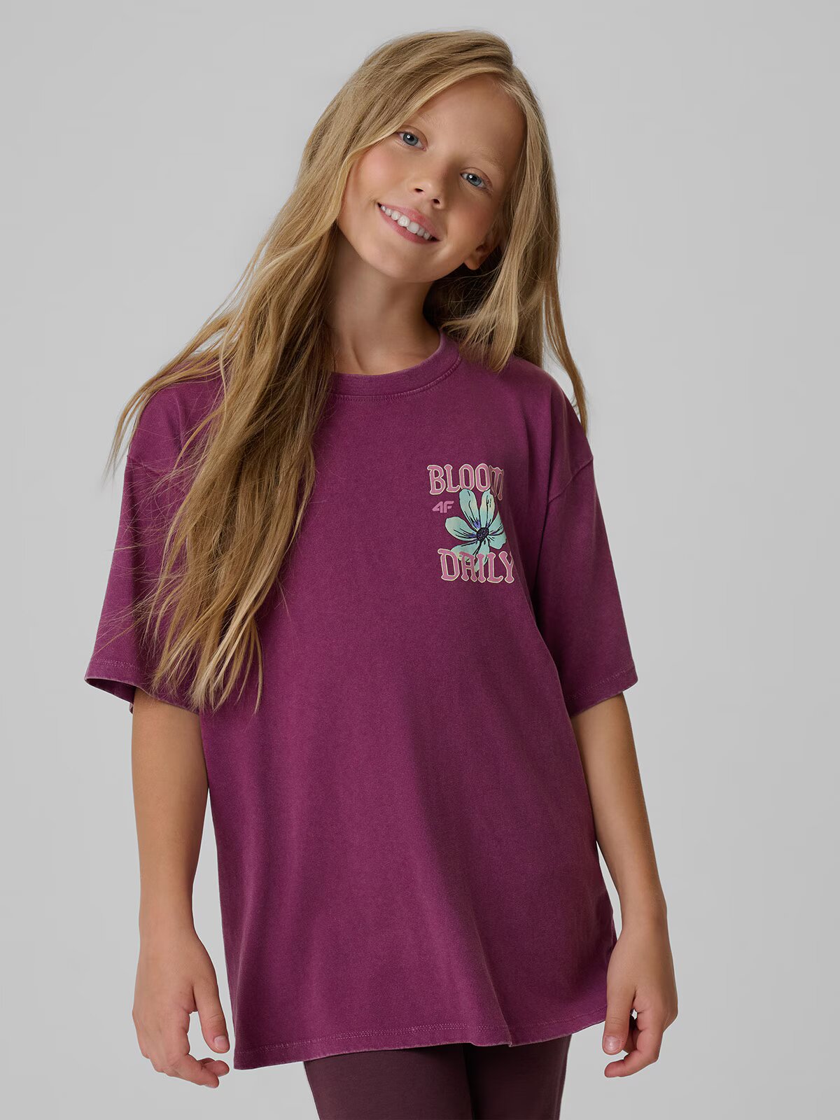 4F Tricou loose cu imprimeu pentru fete - 146/152 (10-12 ani)