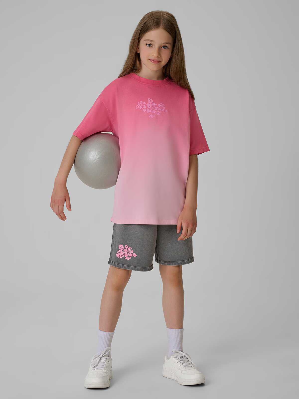 4F Tricou loose cu imprimeu pentru fete - 146/152 (10-12 ani)