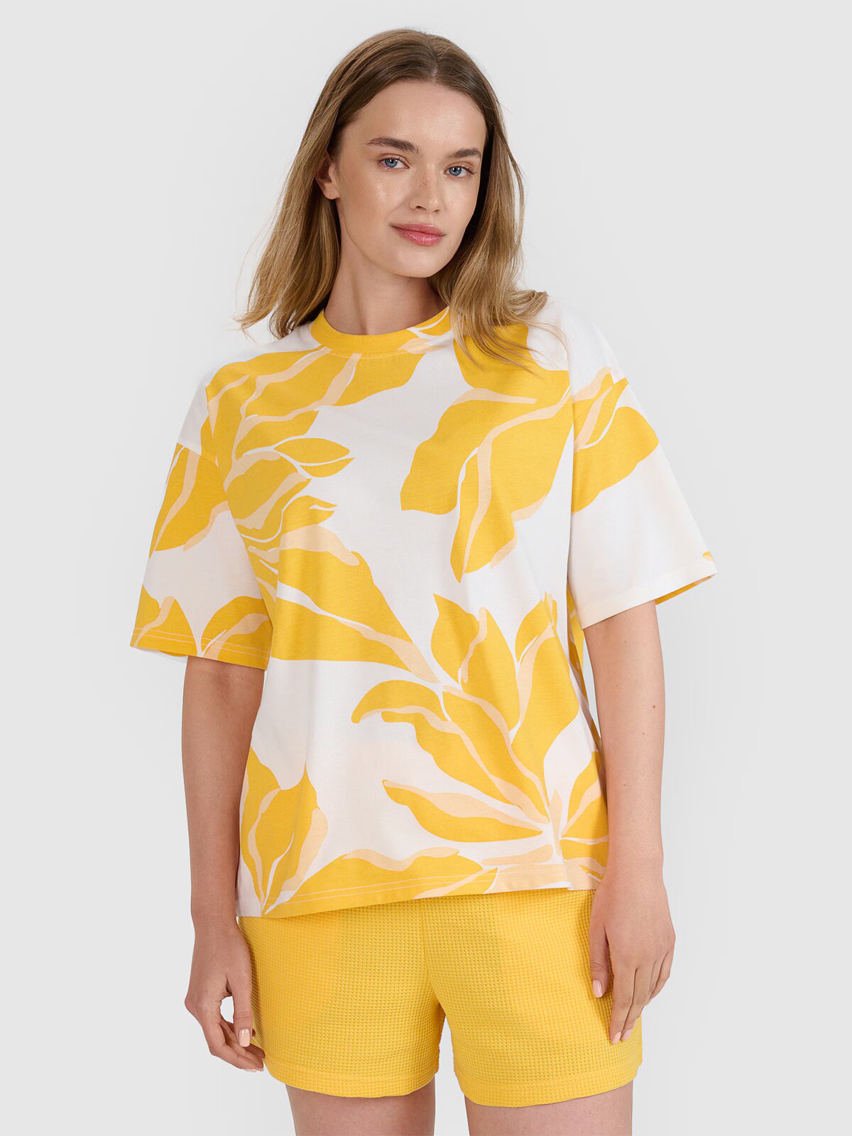 4F Tricou oversize cu imprimeu pentru femei - multicolor XS