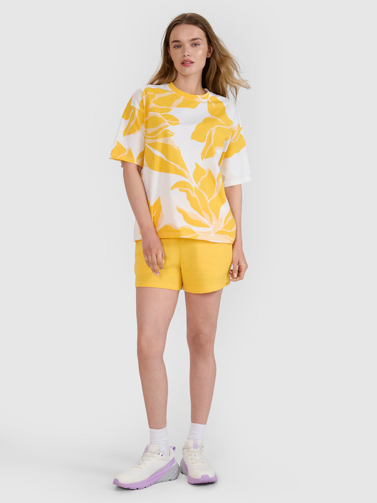 4F Tricou oversize cu imprimeu pentru femei - multicolor XS