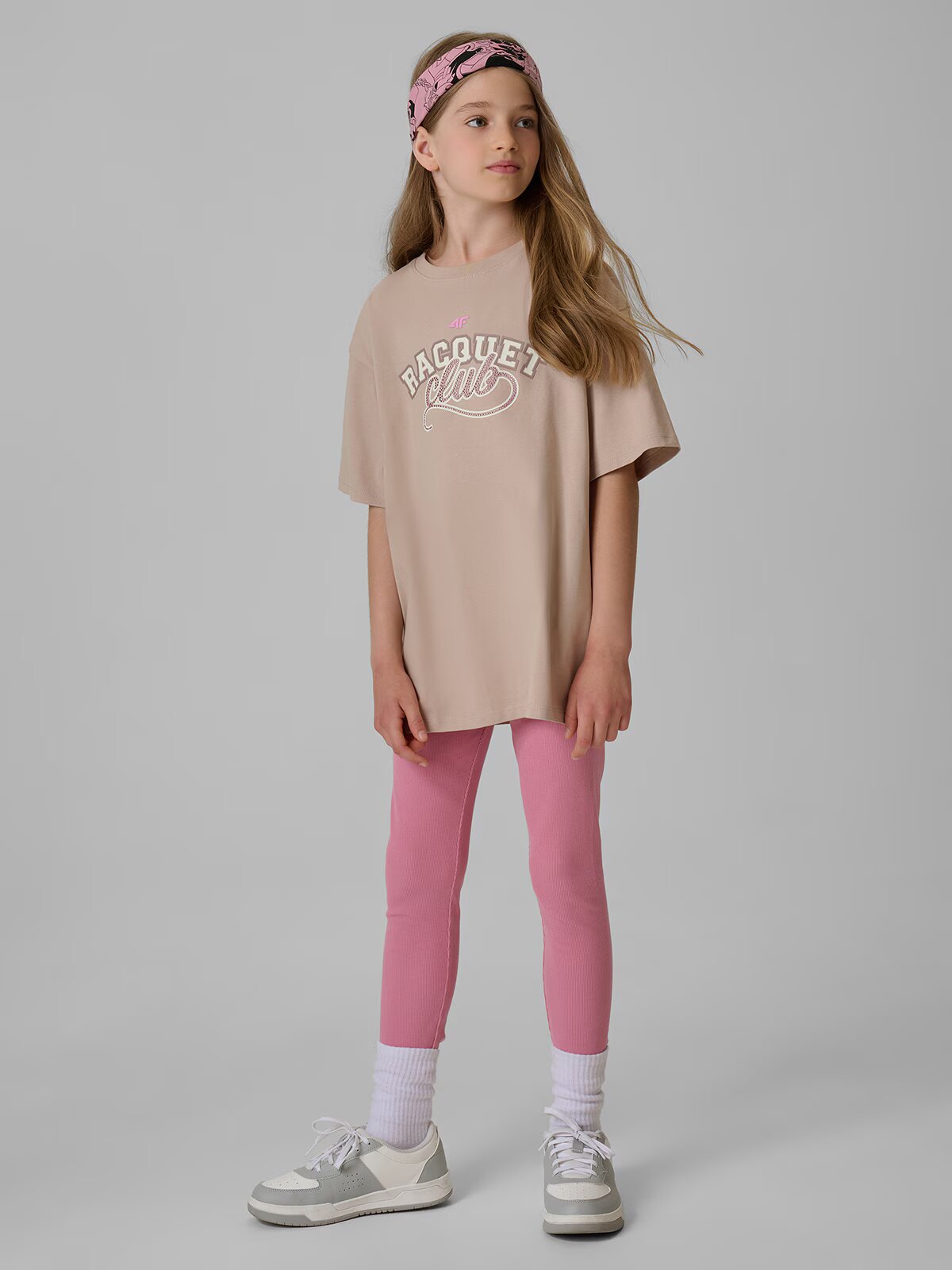 4F Tricou oversize cu imprimeu pentru fete - 134/140 (8-10 ani)
