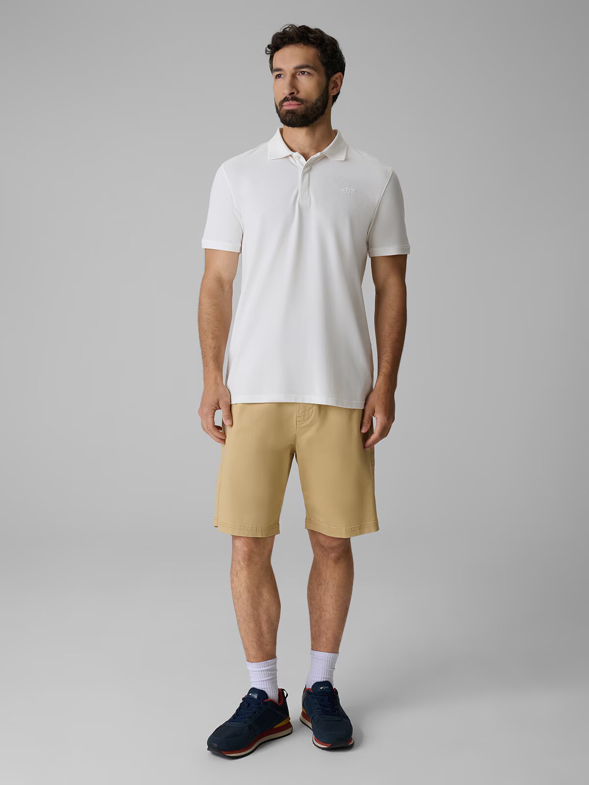 4F Tricou polo regular pentru bărbați - crem L